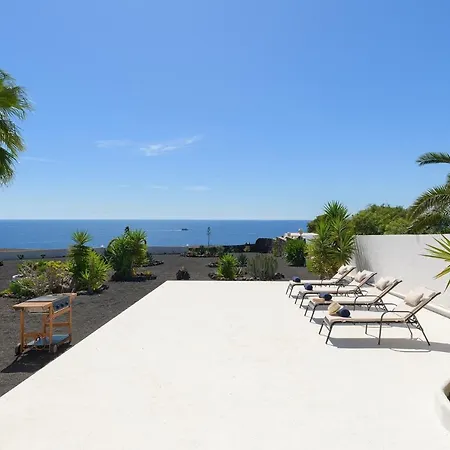 Casa Atlantico / Puerto Calero *