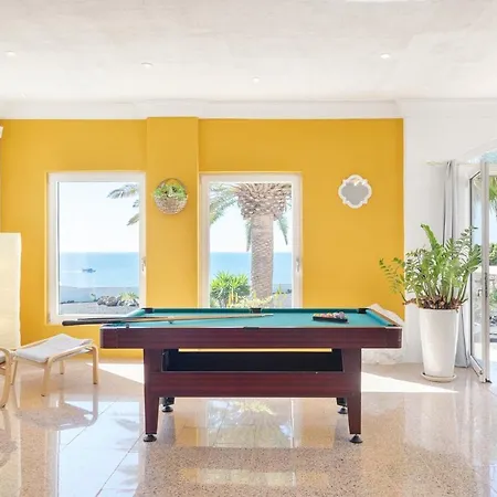 Casa Atlantico / Puerto Calero 빌라 티아즈
